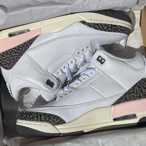 Nike Womens Air Jordan 3 Retro